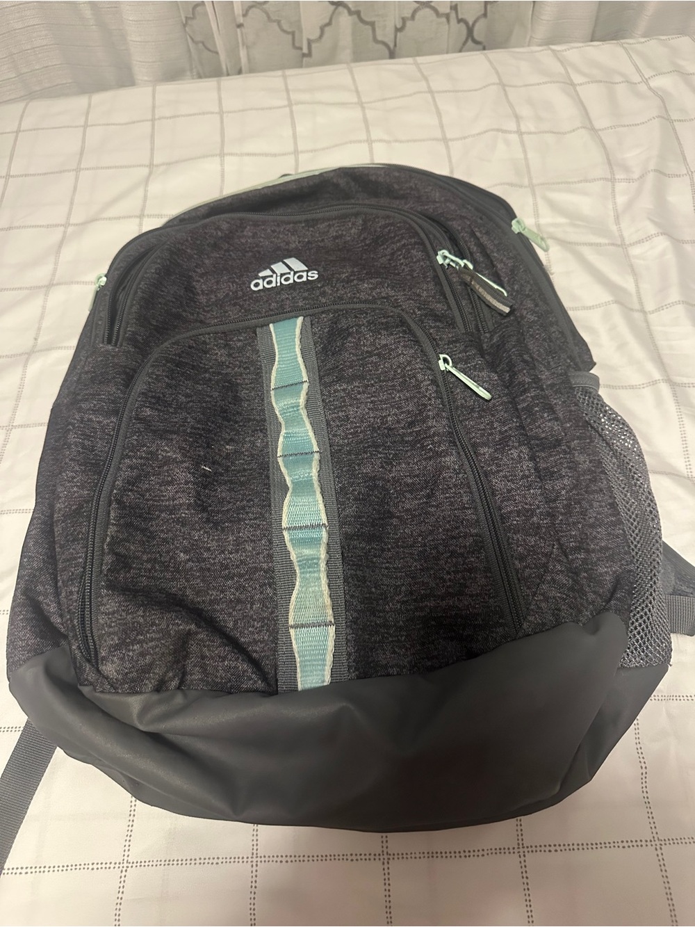 Adidas 16' Laptop Training
Backpack - Picture 2 of 9